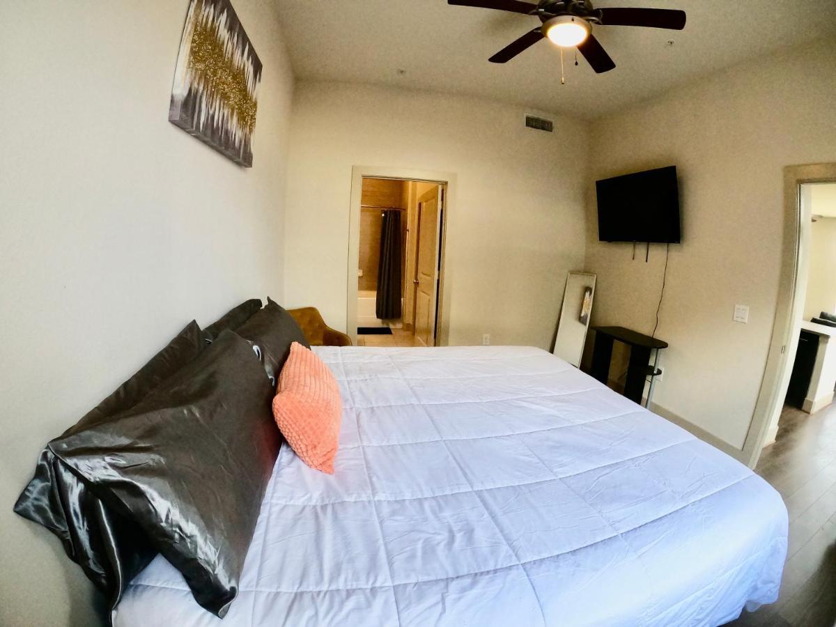 休斯敦5 Mins To Med Center, Comfy King Beds, Wifi,Gym,Pool公寓 外观 照片